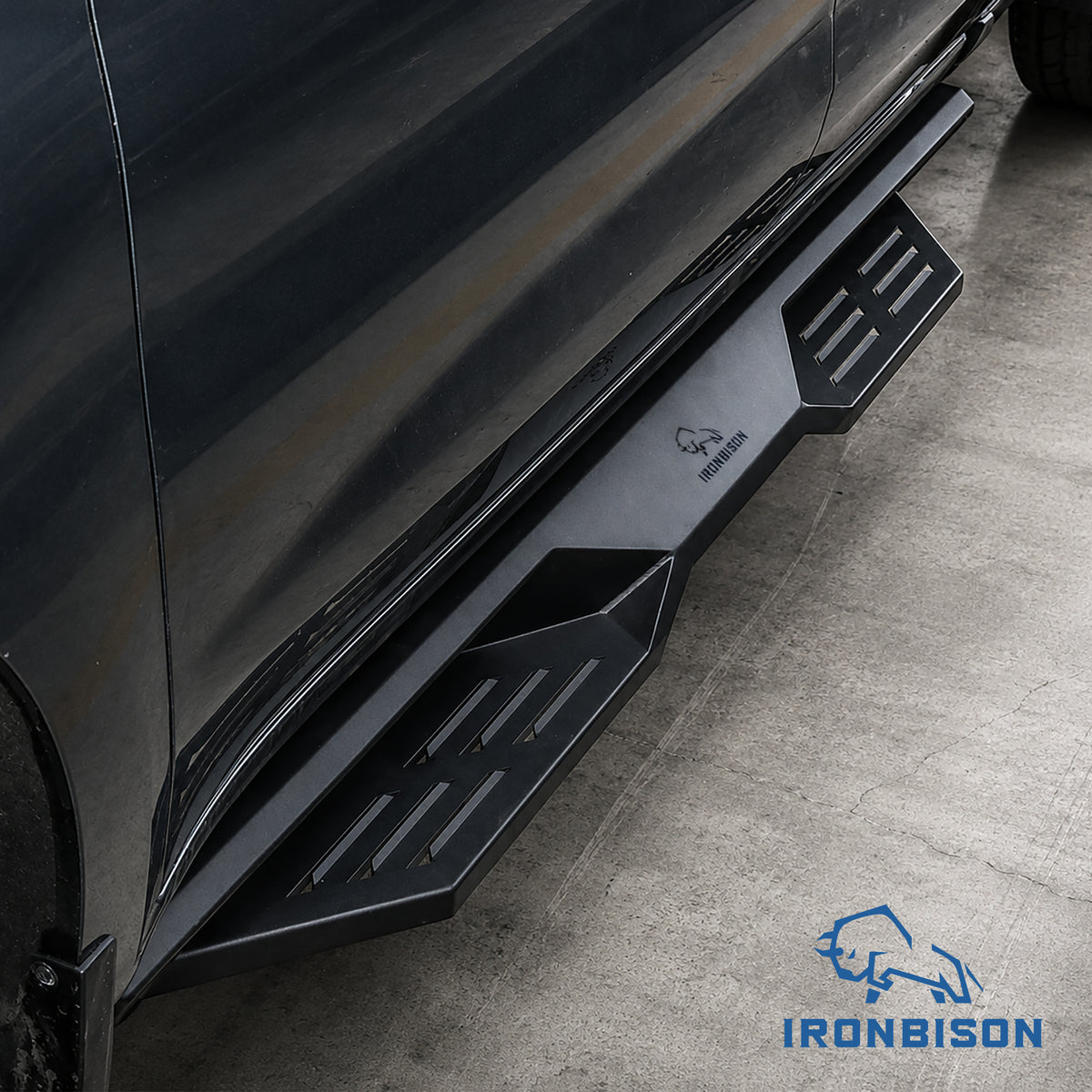 IRONBISON Defender Steps Running Boards Compatible with 2019-2026 Chevy Silverado/GMC Sierra 1500  Double Cab | 2020-2025 Silverado/Sierra 2500/3500 Double Cab Pickup Truck Side Steps Nerf Bars Carbon Steel 2pcs (IBDS-C005)